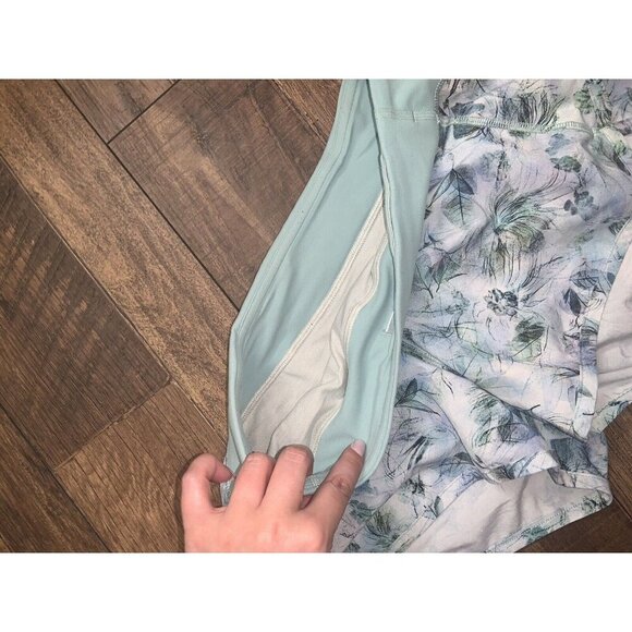 ivivva | lululemon Leaf Printed Shorts 14 - Picture 2 of 4